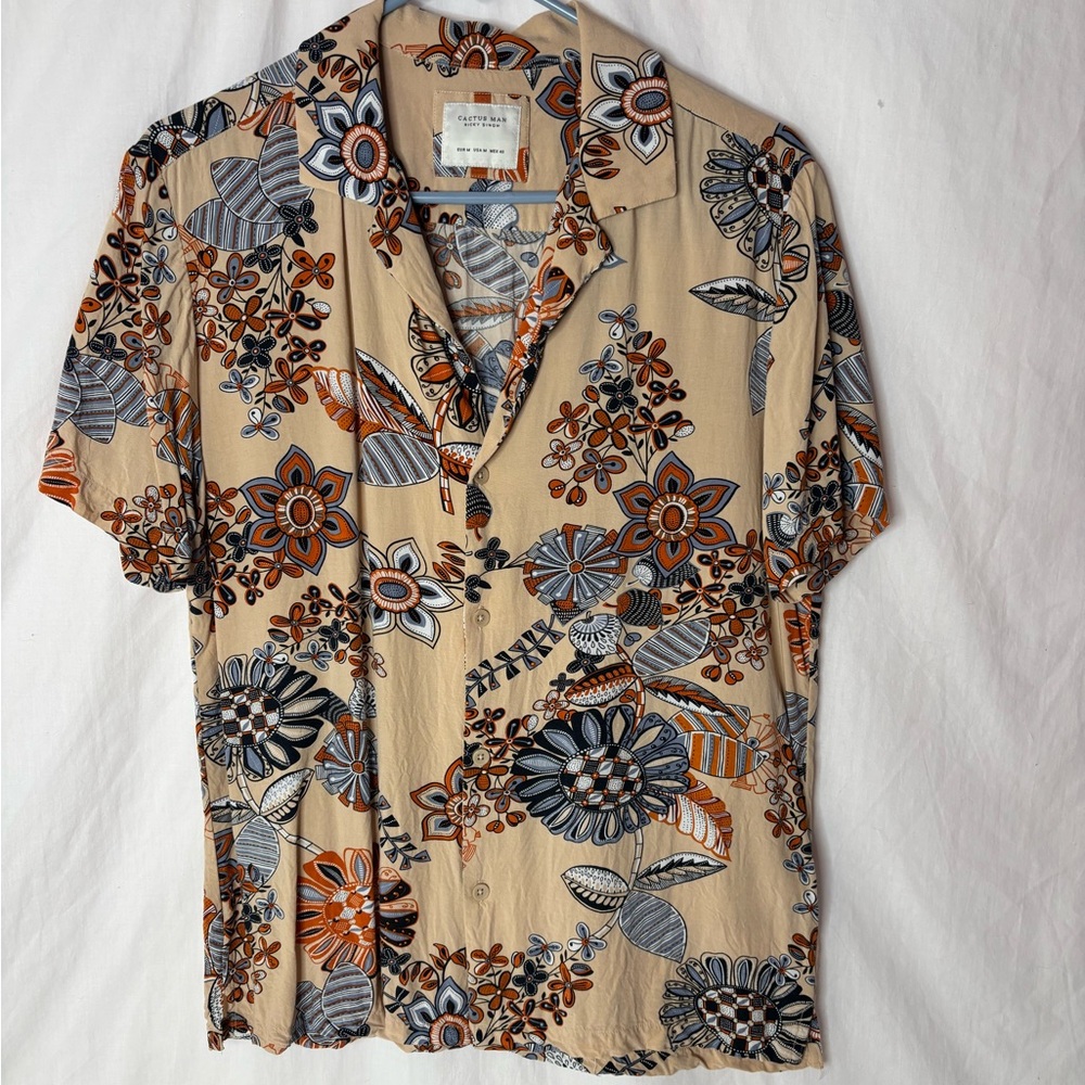 Cactus Man Ricky Singh men’s button down shirt sizeM short sleeve